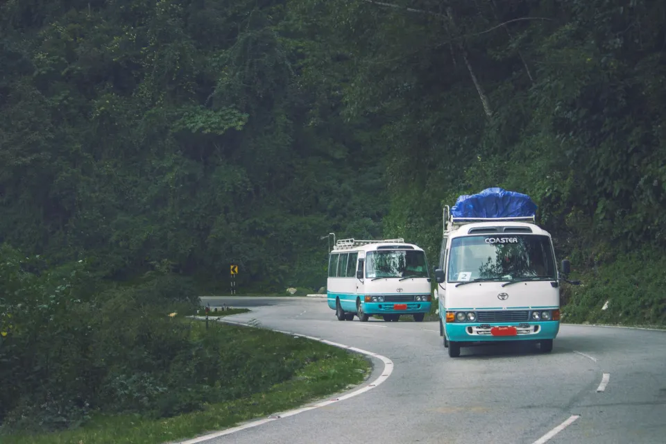 Mini Bus