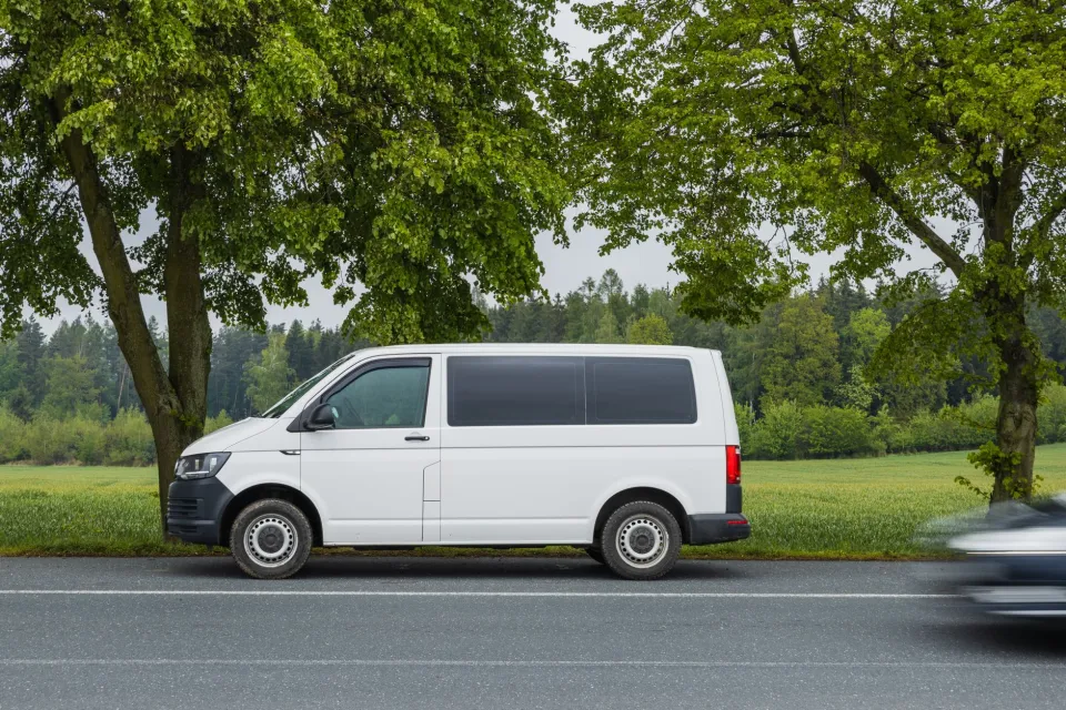 9 Seater Tempo Traveller